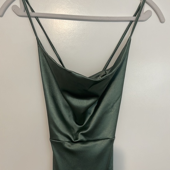 Windsor - Jennifer Stretch Satin Ruched Formal Dress - Picture 6 of 8